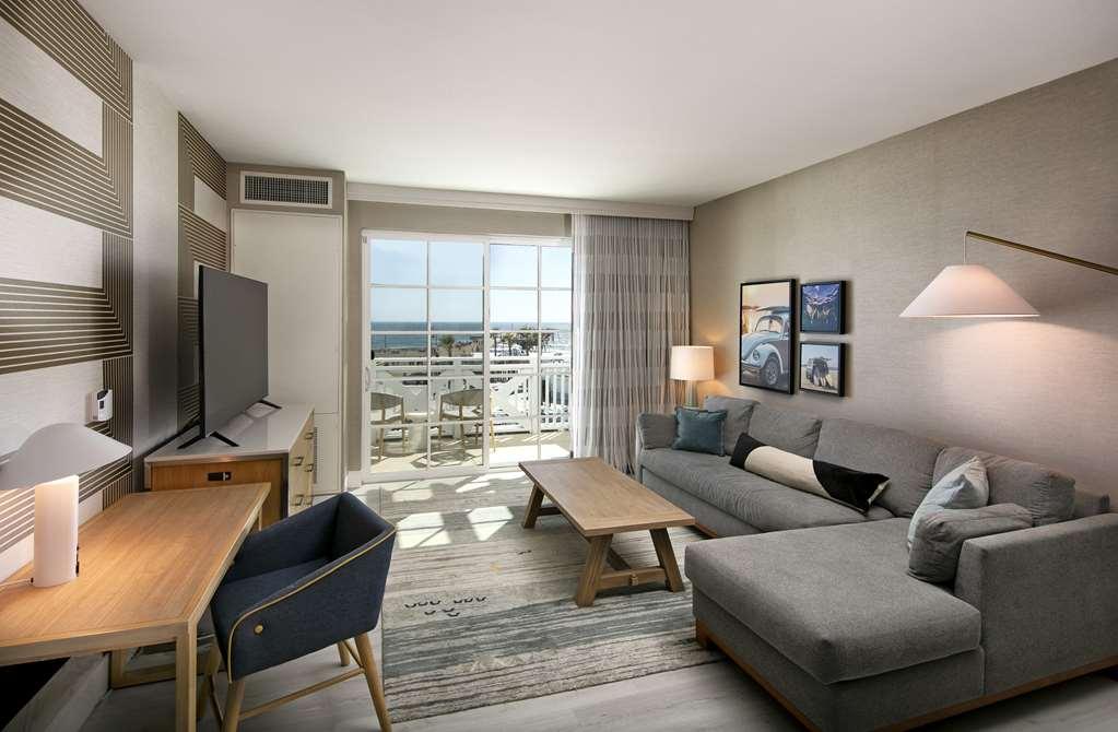 Inn At The Pier Pismo Beach, Curio Collection By Hilton Phòng bức ảnh